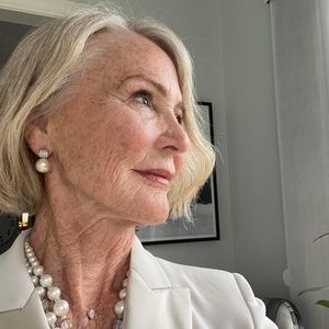 Meet your Posher, Marilyn
